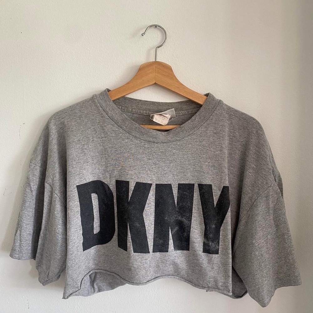 Cropped vintage DKNY tee